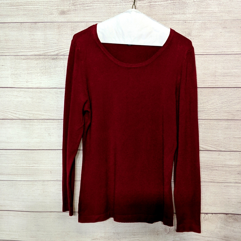 Jennie & Ray deep red long sleeve sweater soft size small